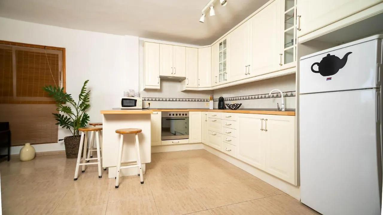 Ocean Front Two Bedroom Apartment プエルト・デ・サンティアゴ